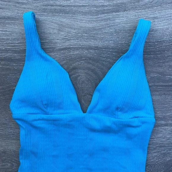 L*space Katniss One Piece, island - Picture 4 of 11